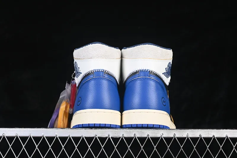 All categories Air Jordan Jordan series basketball shoes Air Jordan 1 High Fragment x Union x Air Jordan 1 Retro AJ1 Joe 1 new deconstructed royal blue high-top basketball shoes IO7847-001